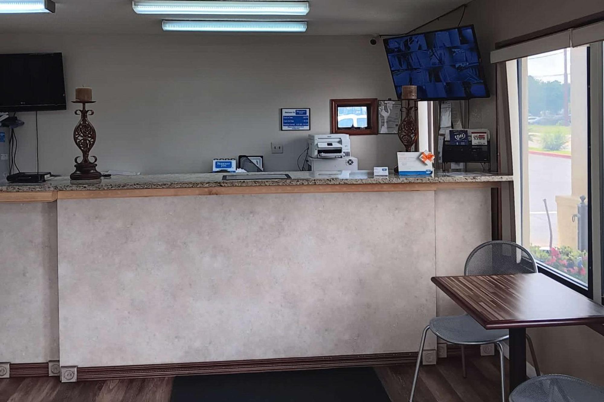 湖市i-75罗德威酒店 莱克城 外观 照片